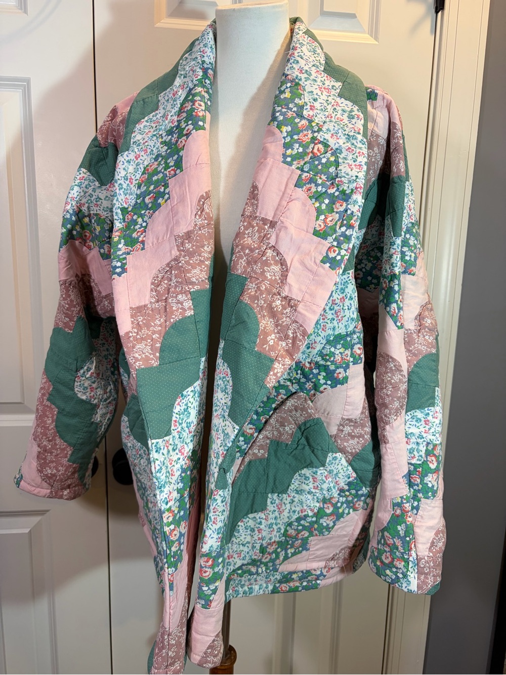 Upcycled, quilt coat Quilted Patchwork Jacket - Pink & Green size Medium